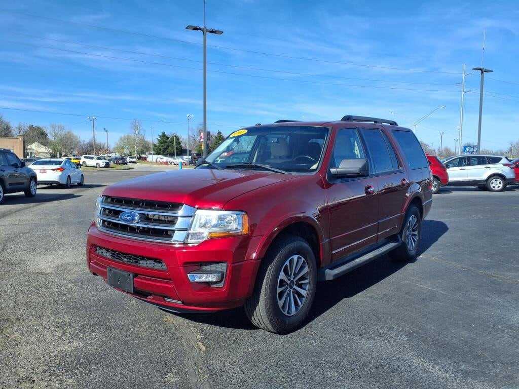 2017 Ford Expedition XLT's photo