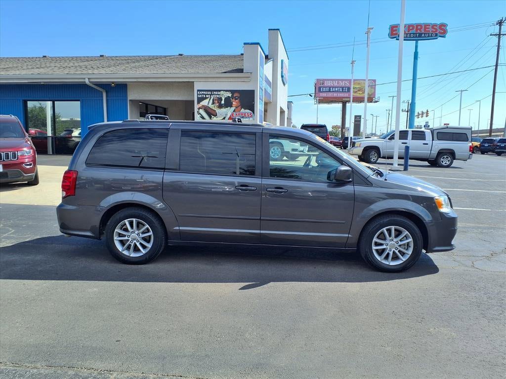 Used 2016 Dodge Grand Caravan SXT Van