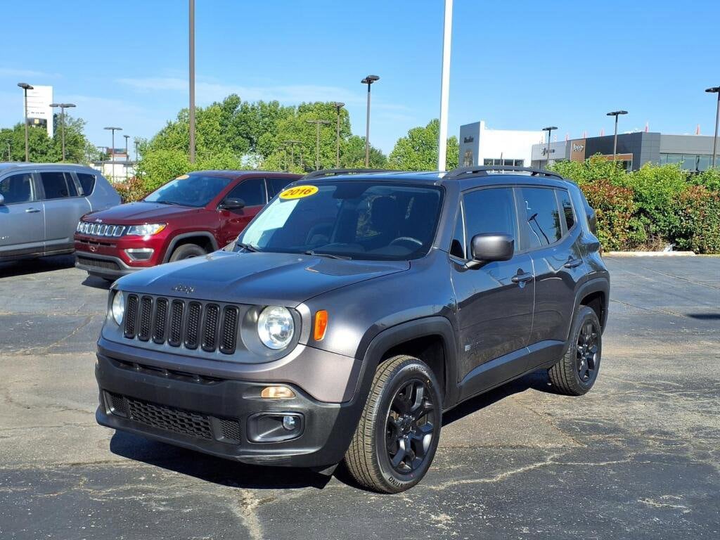 2016 Jeep Renegade Latitude 4x4's photo