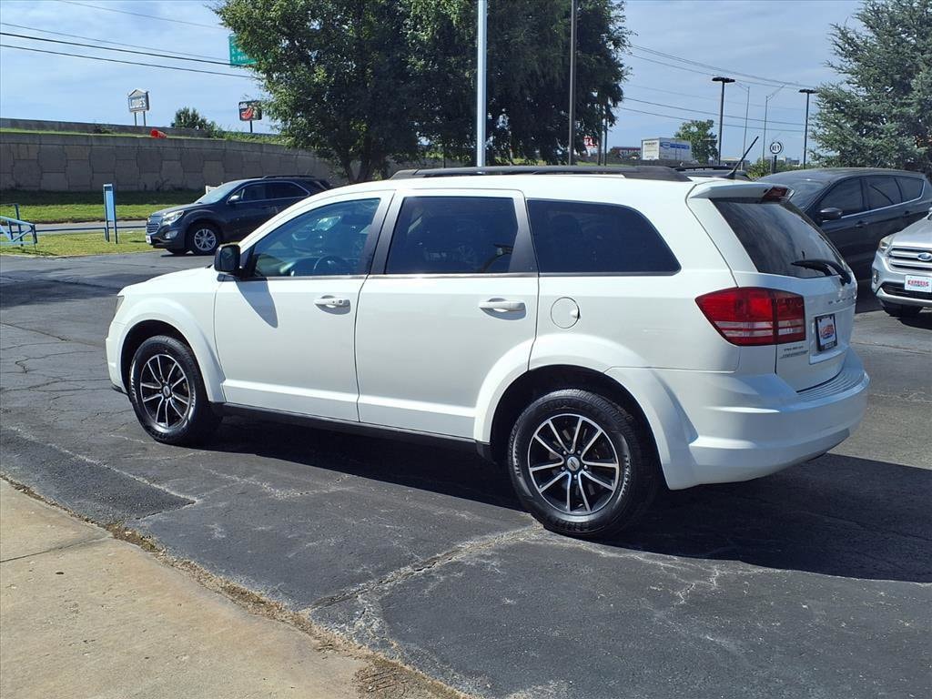 Used 2018 Dodge Journey SE SUV