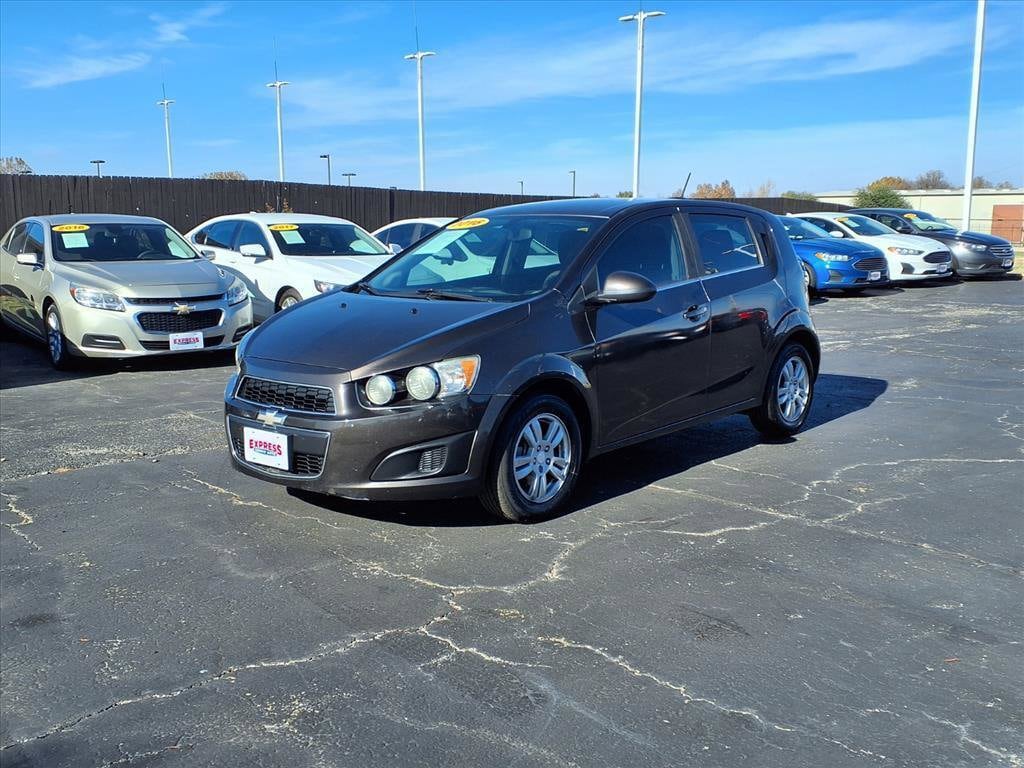 2016 Chevrolet Sonic LT's photo