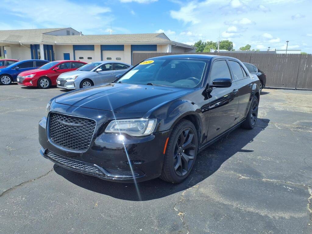 2021 Chrysler 300 Touring