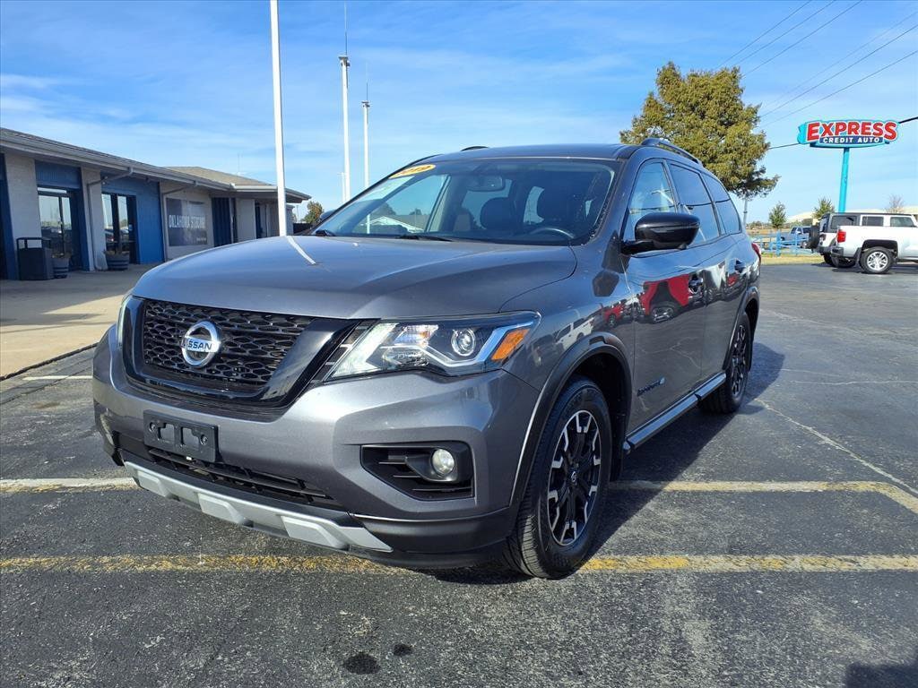 2019 Nissan Pathfinder SL