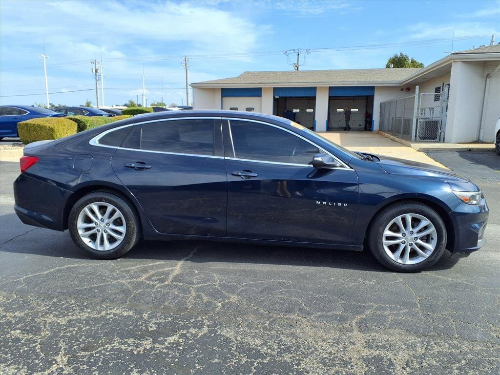 Used 2016 Chevrolet Malibu LT w/1LT Sedan