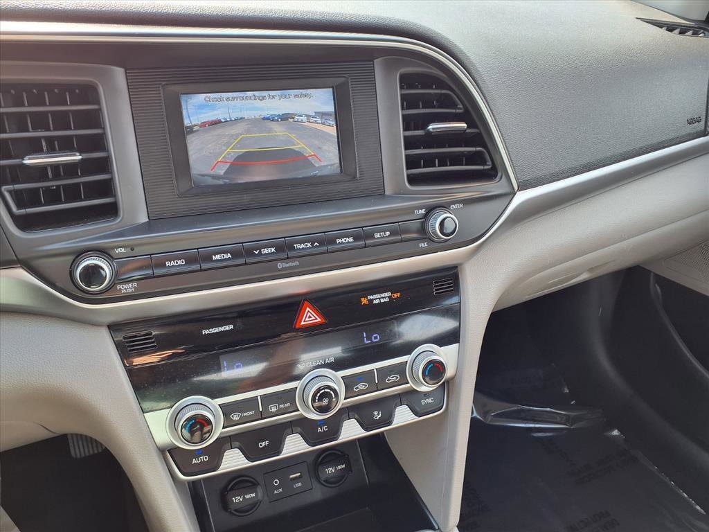 Used 2020 Hyundai Elantra SE Sedan