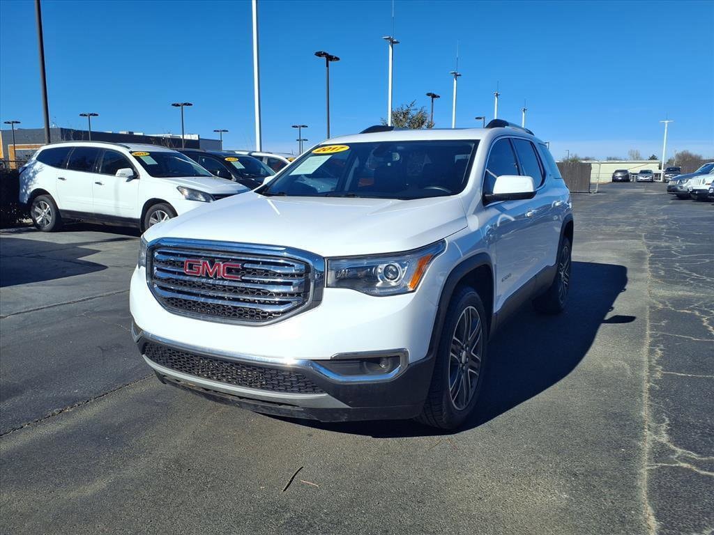 2017 GMC Acadia SLT-1's photo