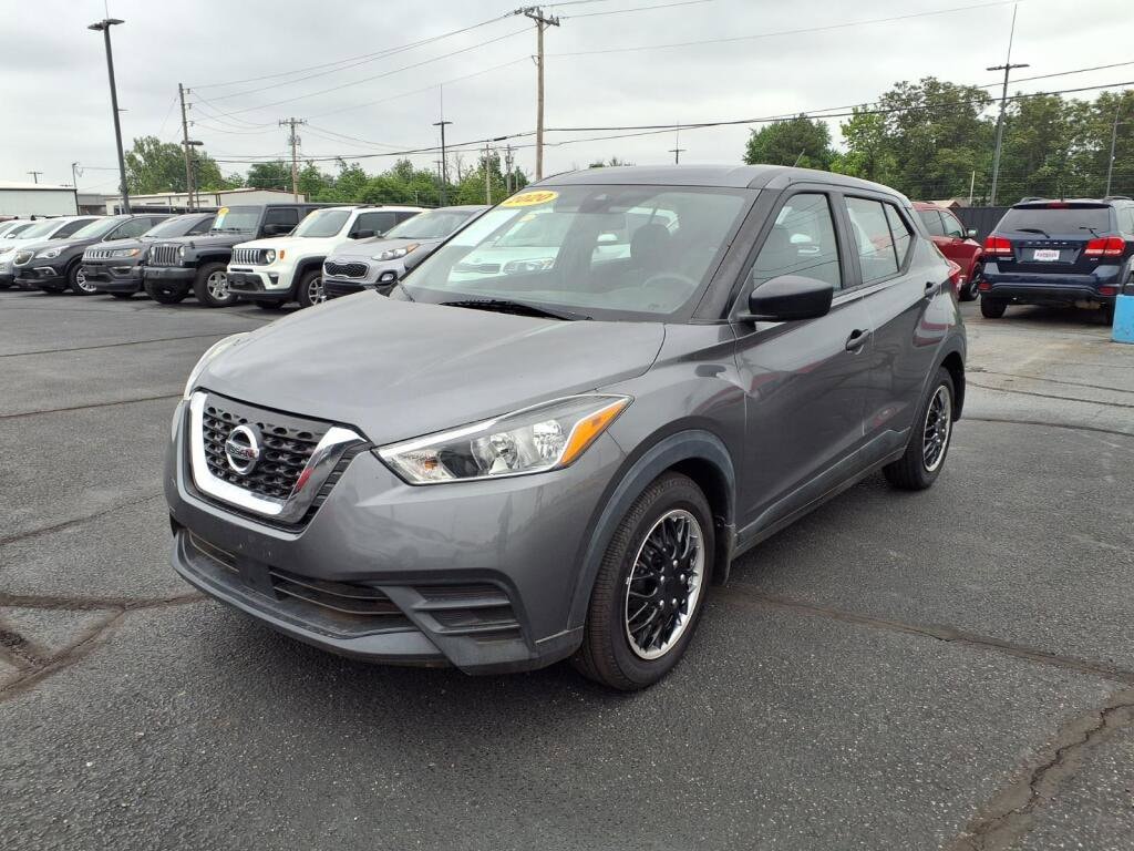 2020 Nissan Kicks 1.6 S's photo