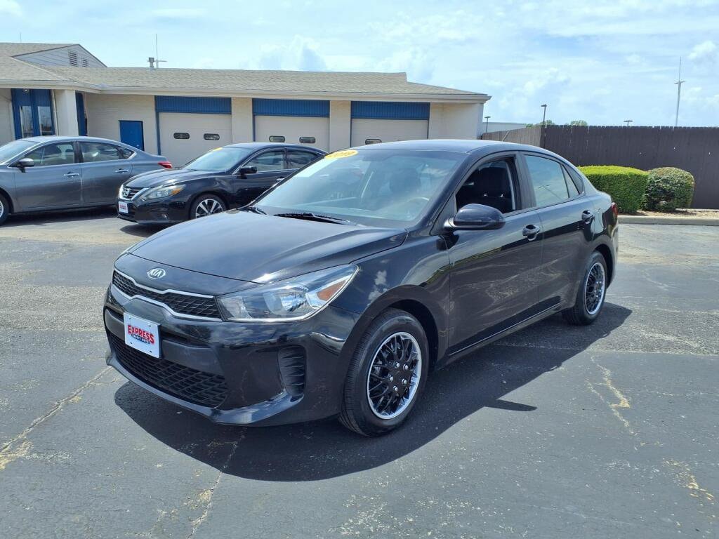 2019 Kia Rio S AT's photo