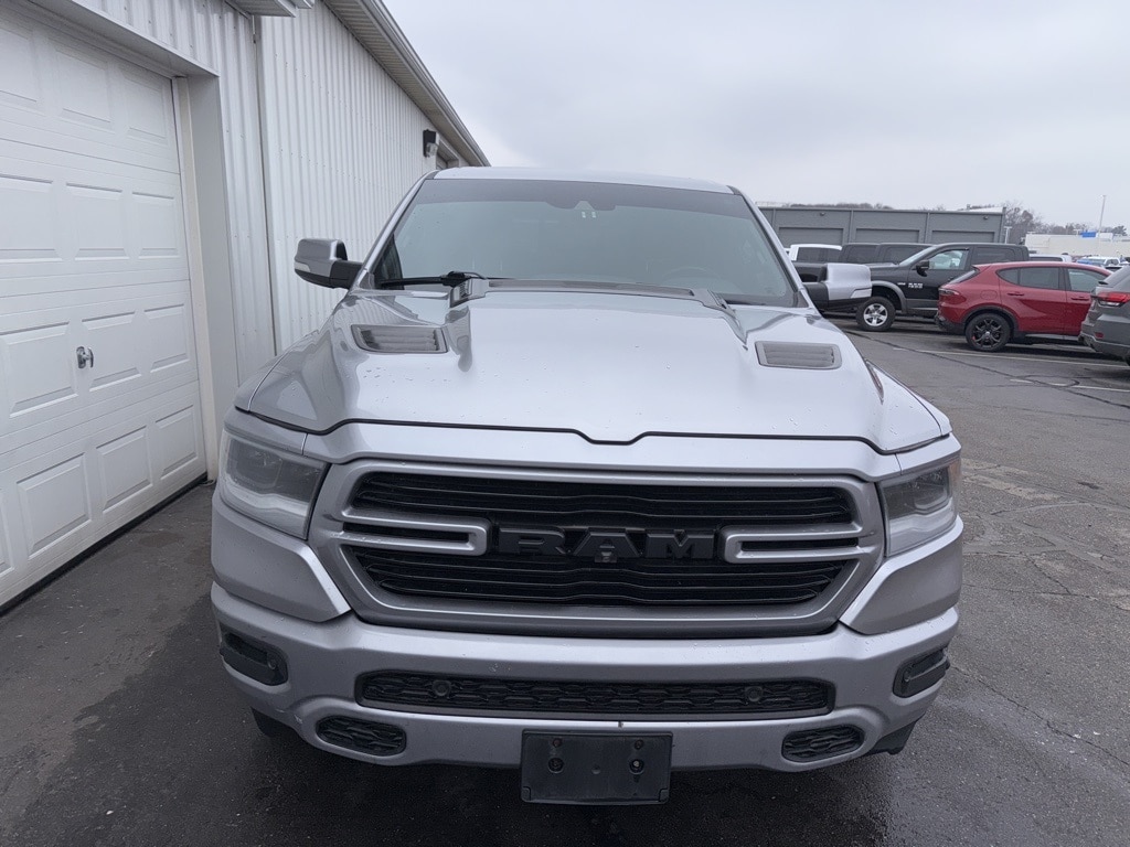 2019 Ram 1500 Laramie photo 3