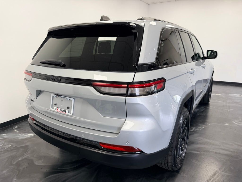 2024 Jeep Grand Cherokee Altitude - Photo 6