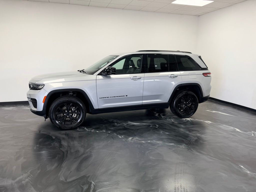 2024 Jeep Grand Cherokee Altitude - Photo 19