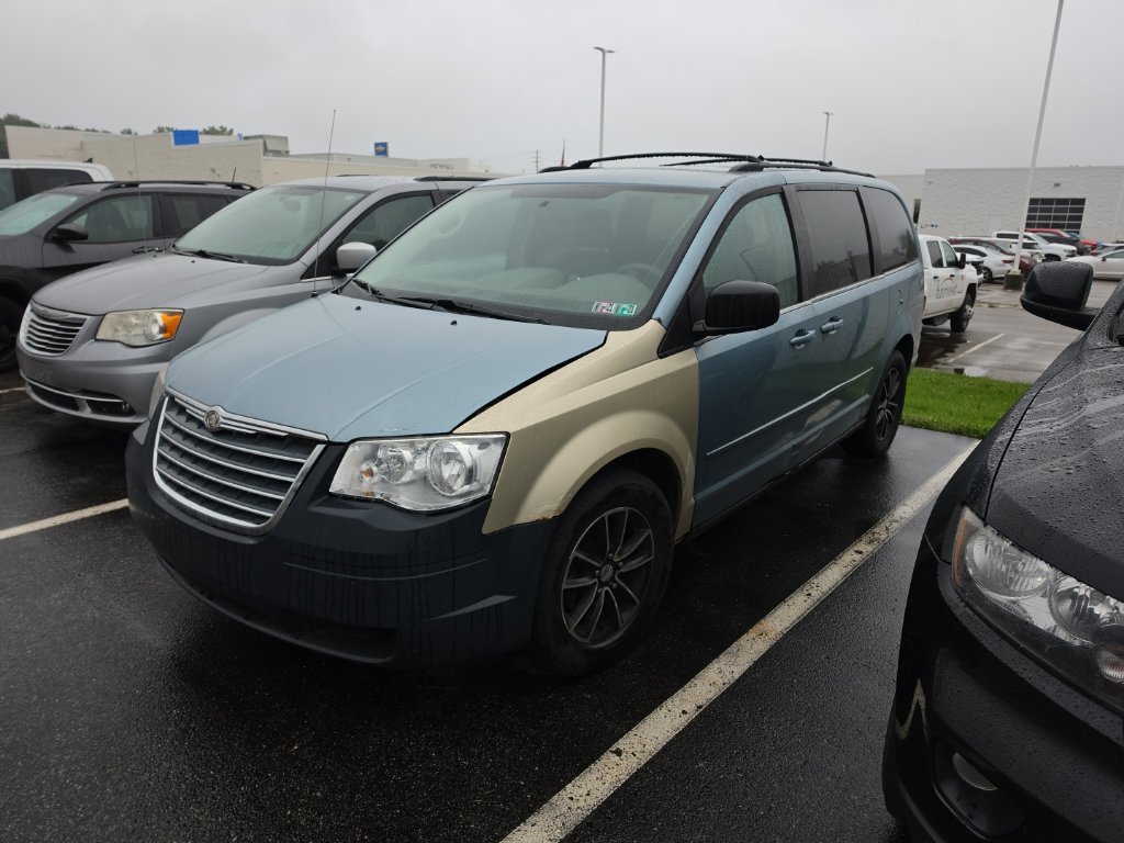 2010 Chrysler Town & Country