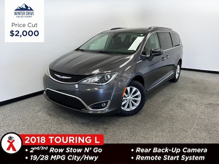 2018 Chrysler Pacifica Touring L Van