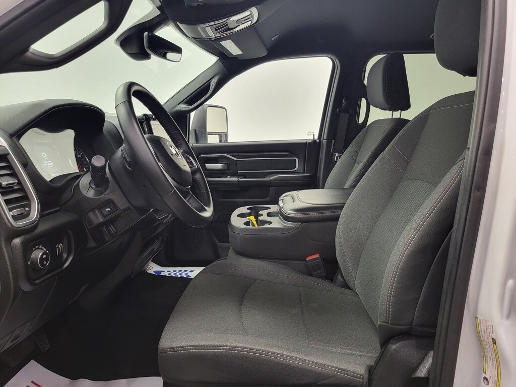 2024 Ram 2500 Big Horn photo 3