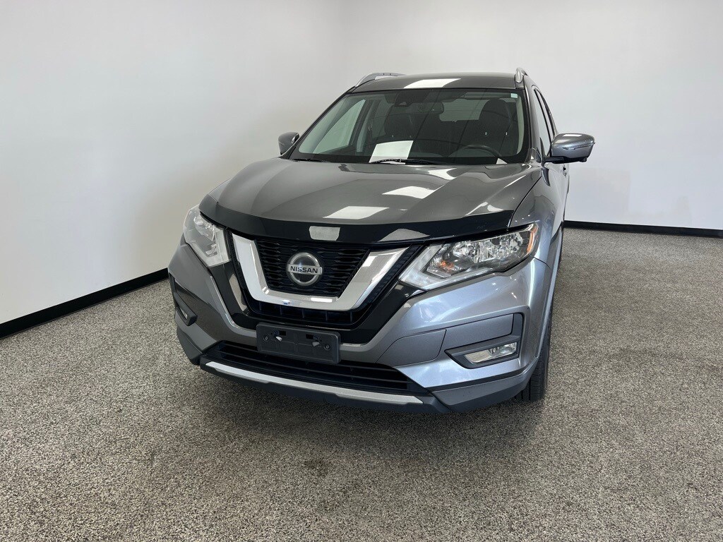 2018 Nissan Rogue SL photo 2