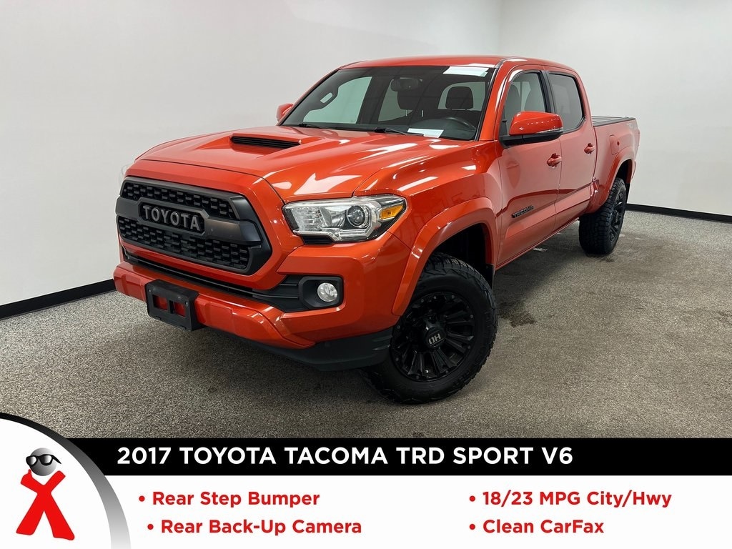 2017 Toyota Tacoma SR5's photo