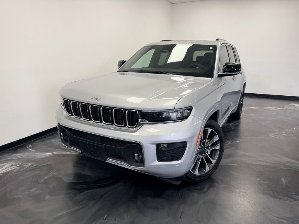 2024 Jeep Grand Cherokee Overland - Photo 17