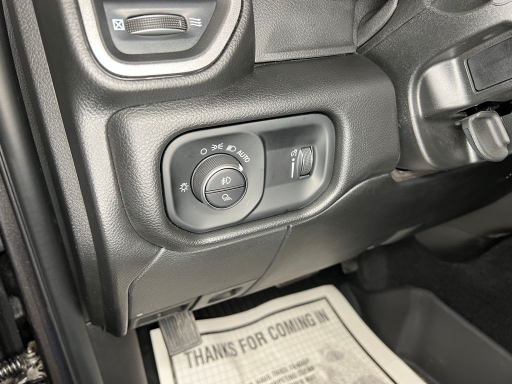 2025 RAM 2500 Tradesman - Photo 14