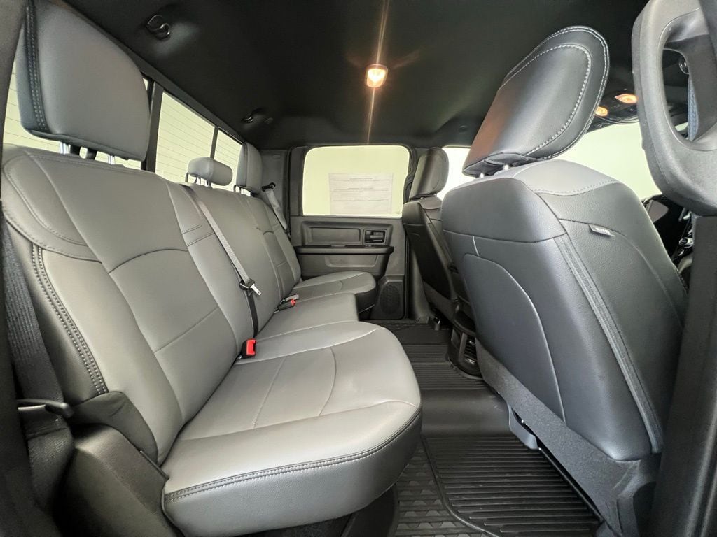 2025 RAM 2500 Tradesman - Photo 11