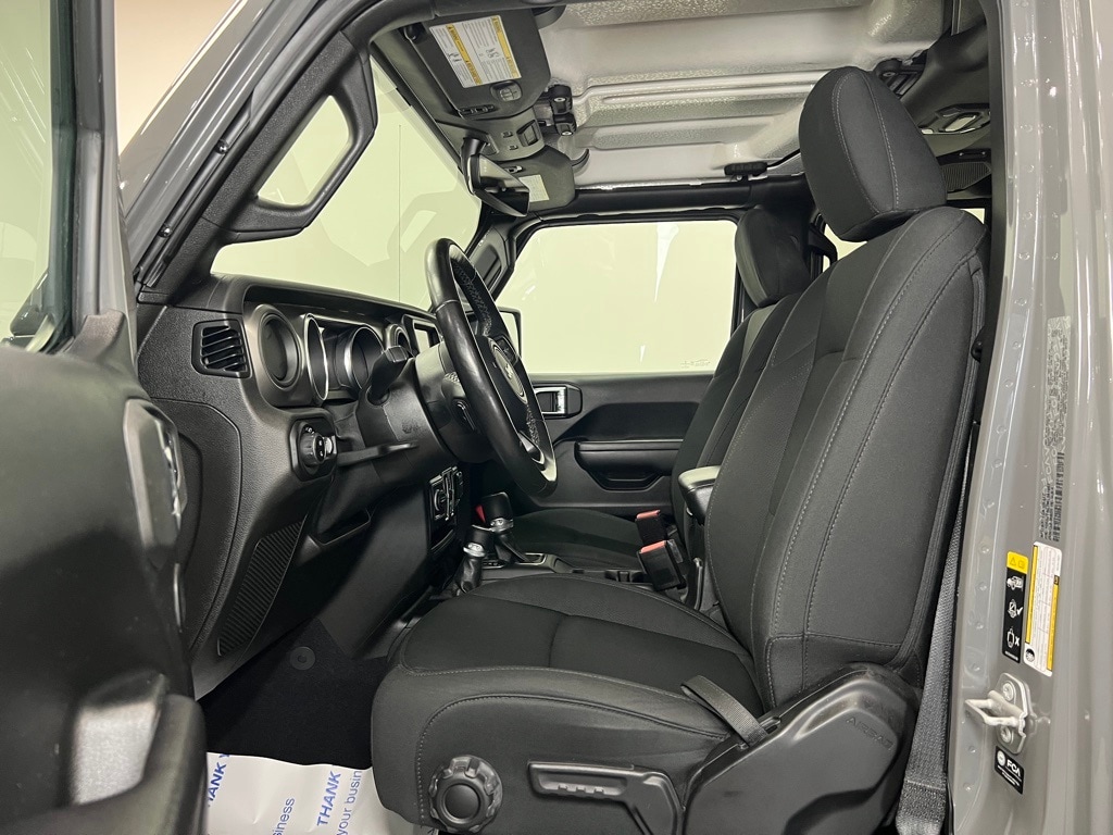 Used 2021 Jeep Gladiator WILLYS with VIN 1C6HJTAG7ML541667 for sale in Jackson, MI