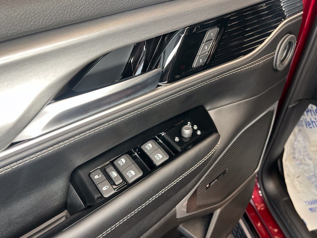 2026 Jeep Grand Wagoneer L Limited Altitude - Photo 18