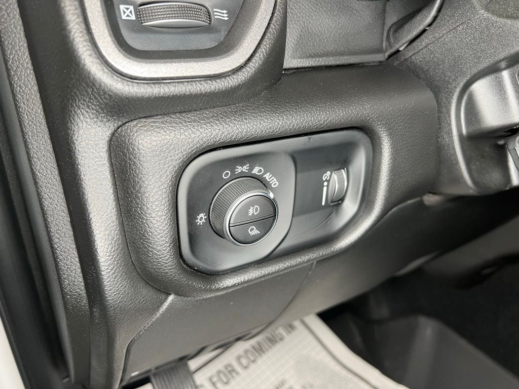 2025 RAM 2500 Tradesman - Photo 14