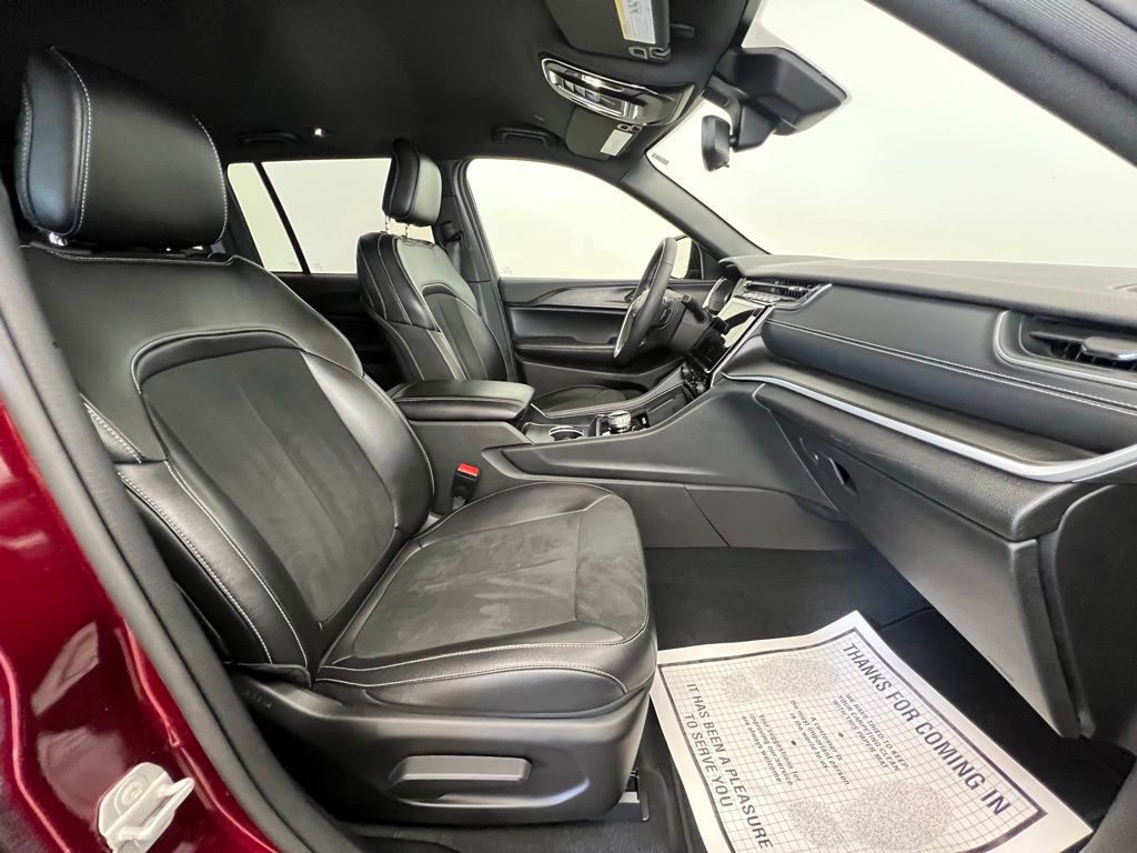 2024 Jeep Grand Cherokee Altitude - Photo 9