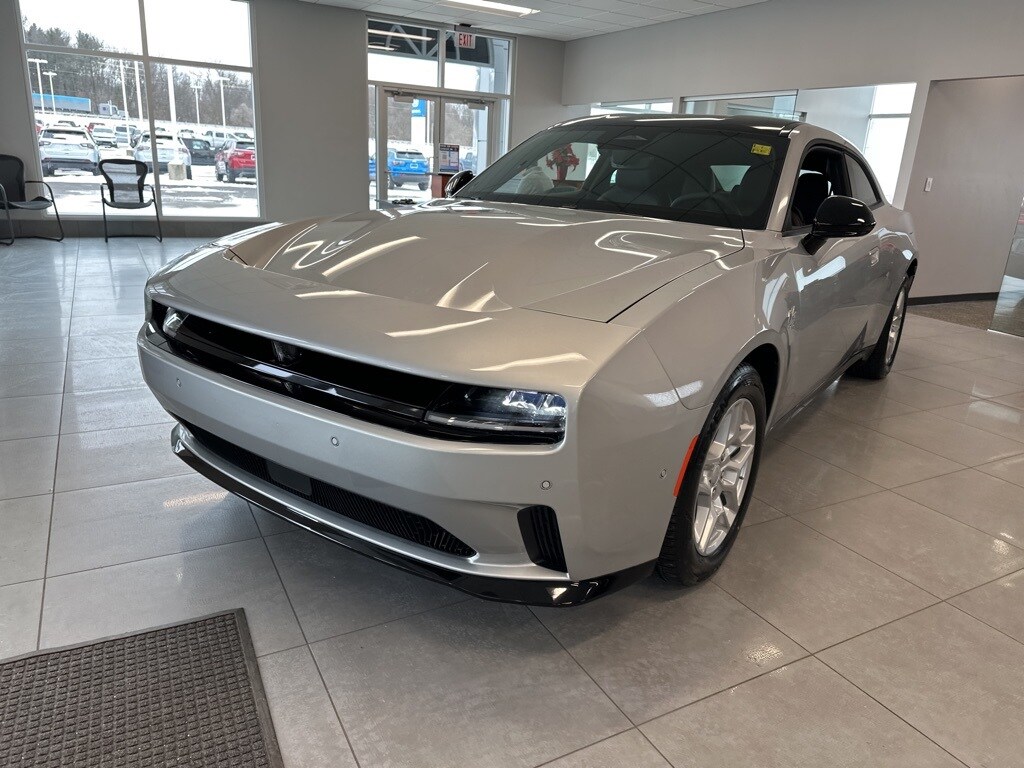 2025 Dodge Charger Daytona R/T AWD photo 2