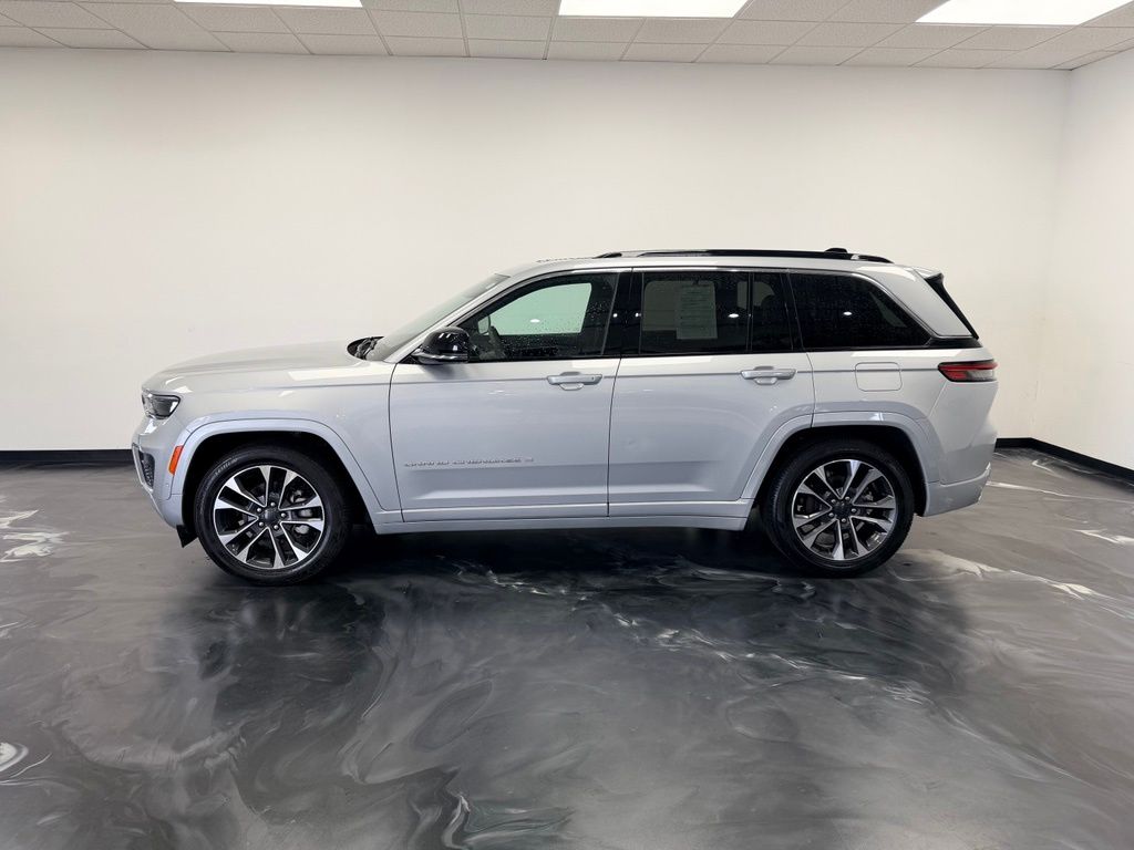 2024 Jeep Grand Cherokee Overland - Photo 18