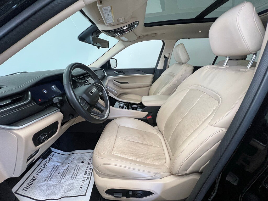 2021 Jeep Grand Cherokee Limited photo 3