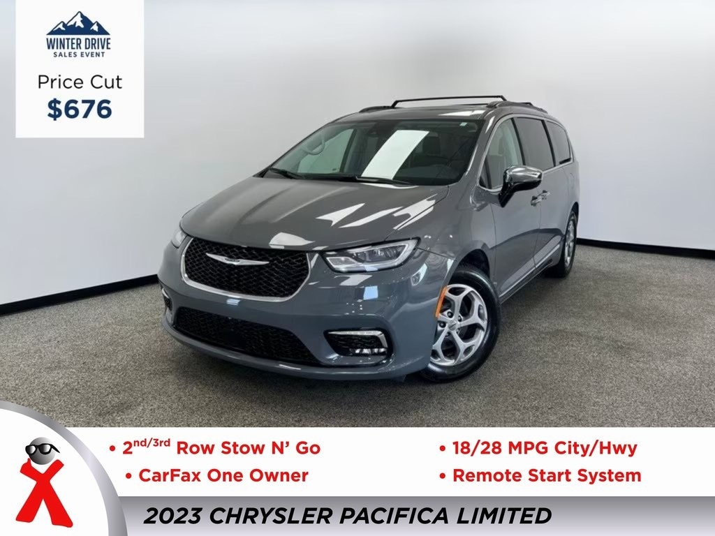 2023 Chrysler Pacifica Limited's photo