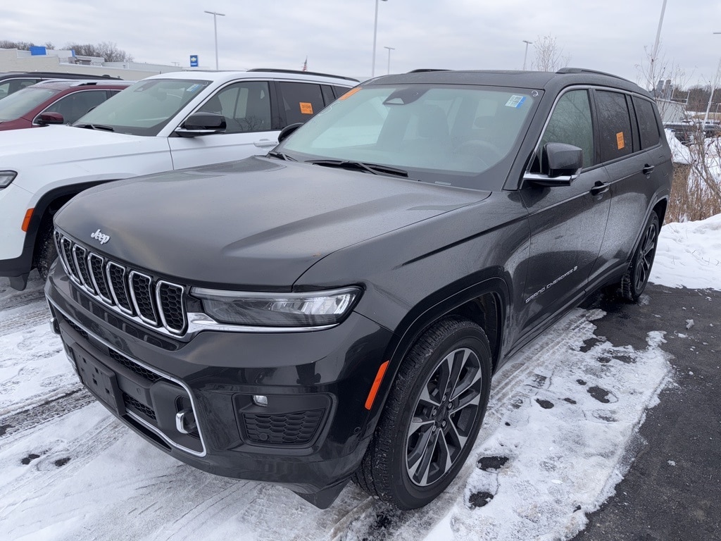 2024 Jeep Grand Cherokee L Overland's photo