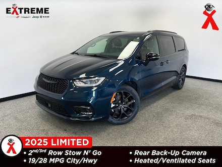 2025 Chrysler Pacifica Limited Van Passenger Van