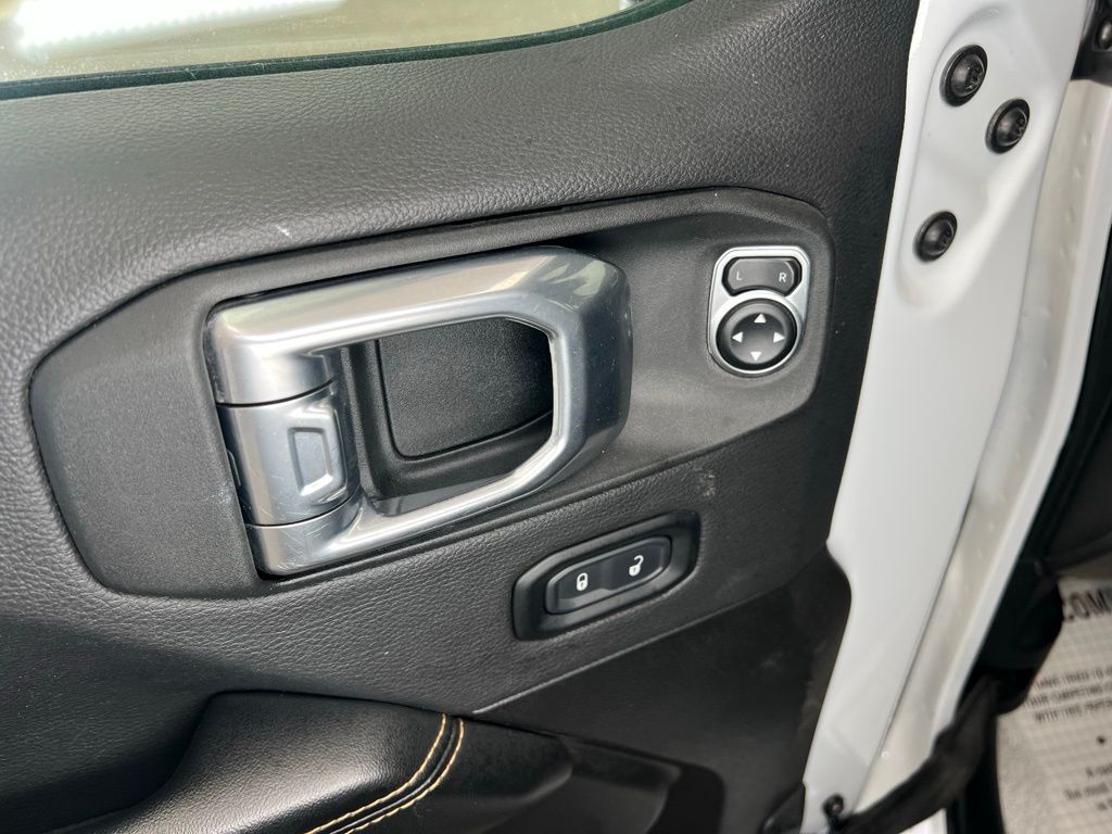 2024 Jeep Wrangler 4-Door Sahara - Photo 17