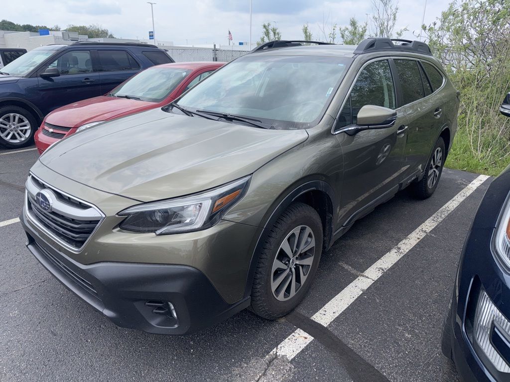2020 Subaru Outback Premium's photo