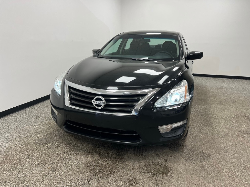 Used 2015 Nissan Altima 2.5 S Sedan