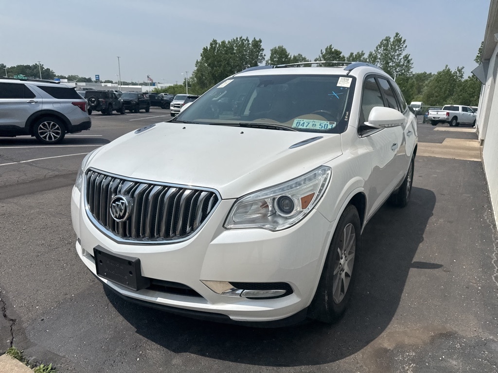 Used 2017 Buick Enclave Leather with VIN 5GAKVBKD7HJ104899 for sale in Jackson, MI