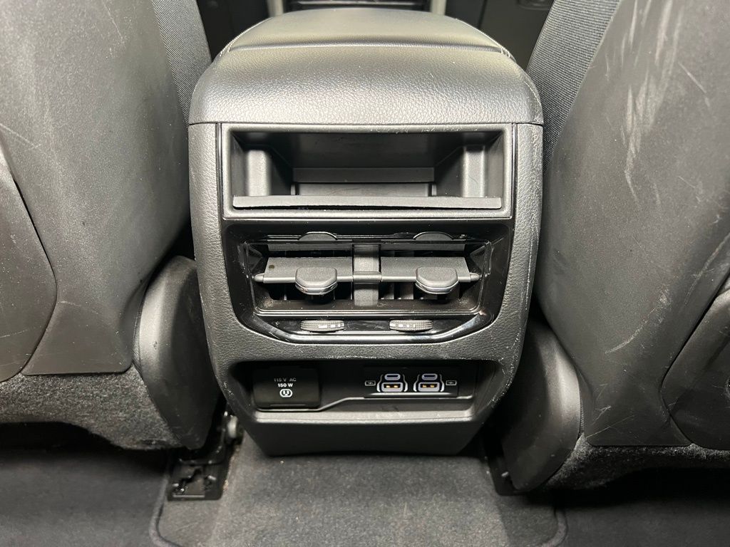 2024 Jeep Grand Cherokee Altitude - Photo 11