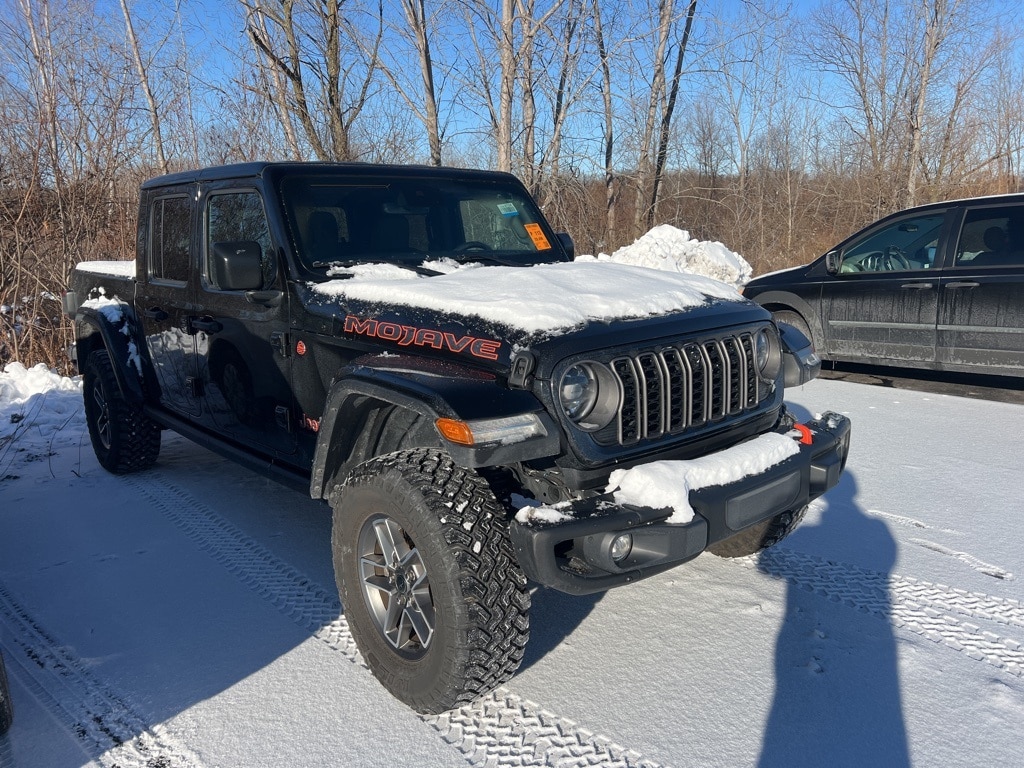 2024 Jeep Gladiator Mojave X's photo