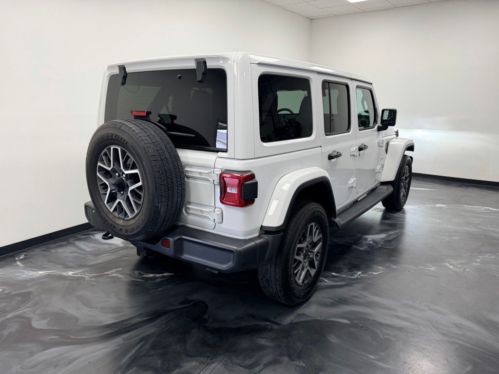 2024 Jeep Wrangler 4-Door Sahara - Photo 21
