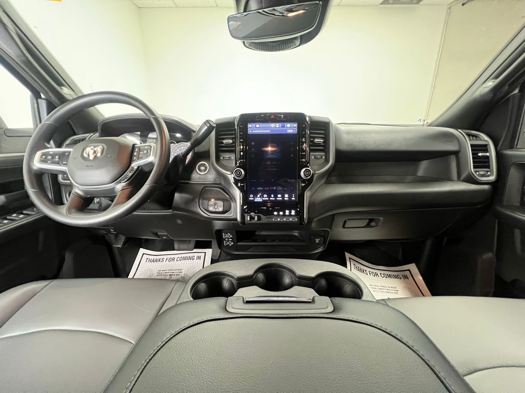 2025 RAM 2500 Tradesman - Photo 10