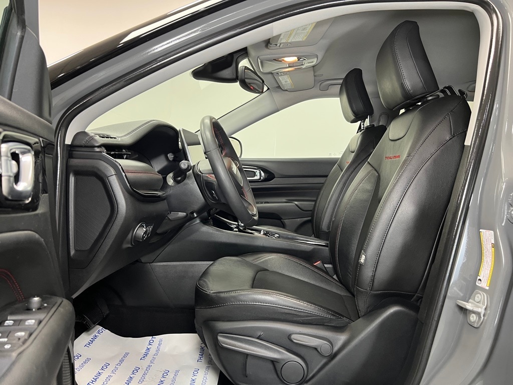 Used 2022 Jeep Compass Trailhawk with VIN 3C4NJDDB8NT162474 for sale in Jackson, MI