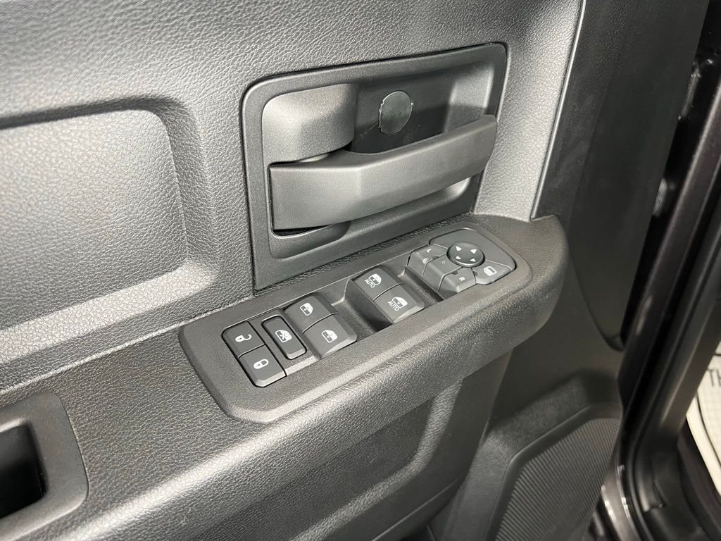 2025 RAM 2500 Tradesman - Photo 15