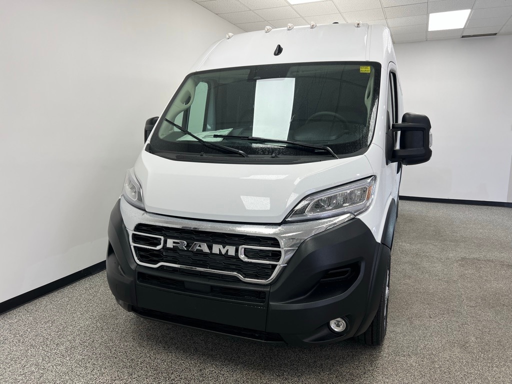 2026 Ram ProMaster 3500 Cargo Van photo 2