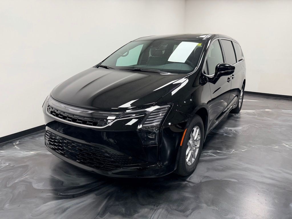 New 2027 Chrysler Pacifica SELECT Passenger Van
