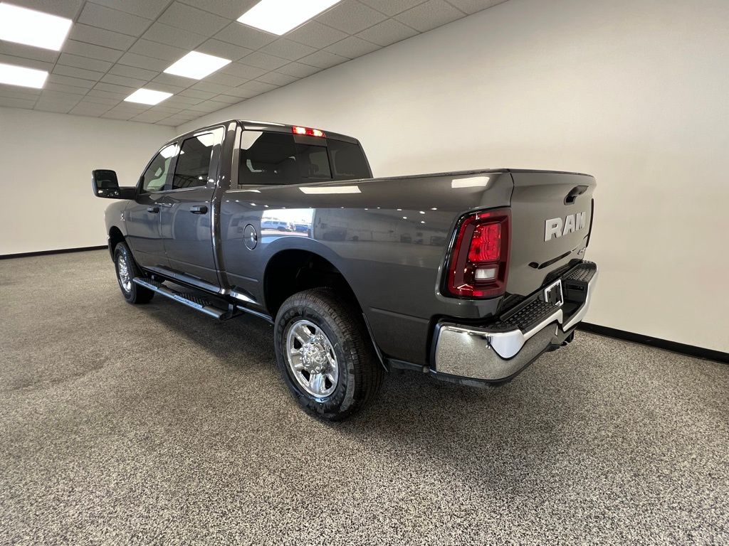 2025 RAM 2500 Tradesman - Photo 18
