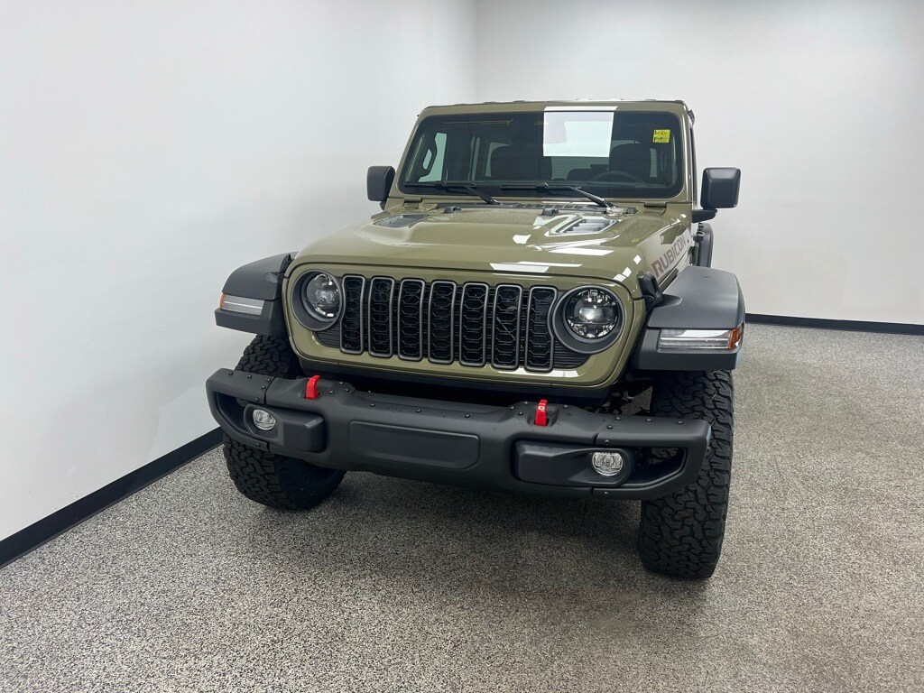 2026 Jeep Wrangler Rubicon photo 2