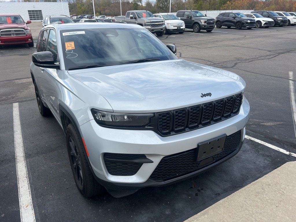 2024 Jeep Grand Cherokee Altitude X photo 4