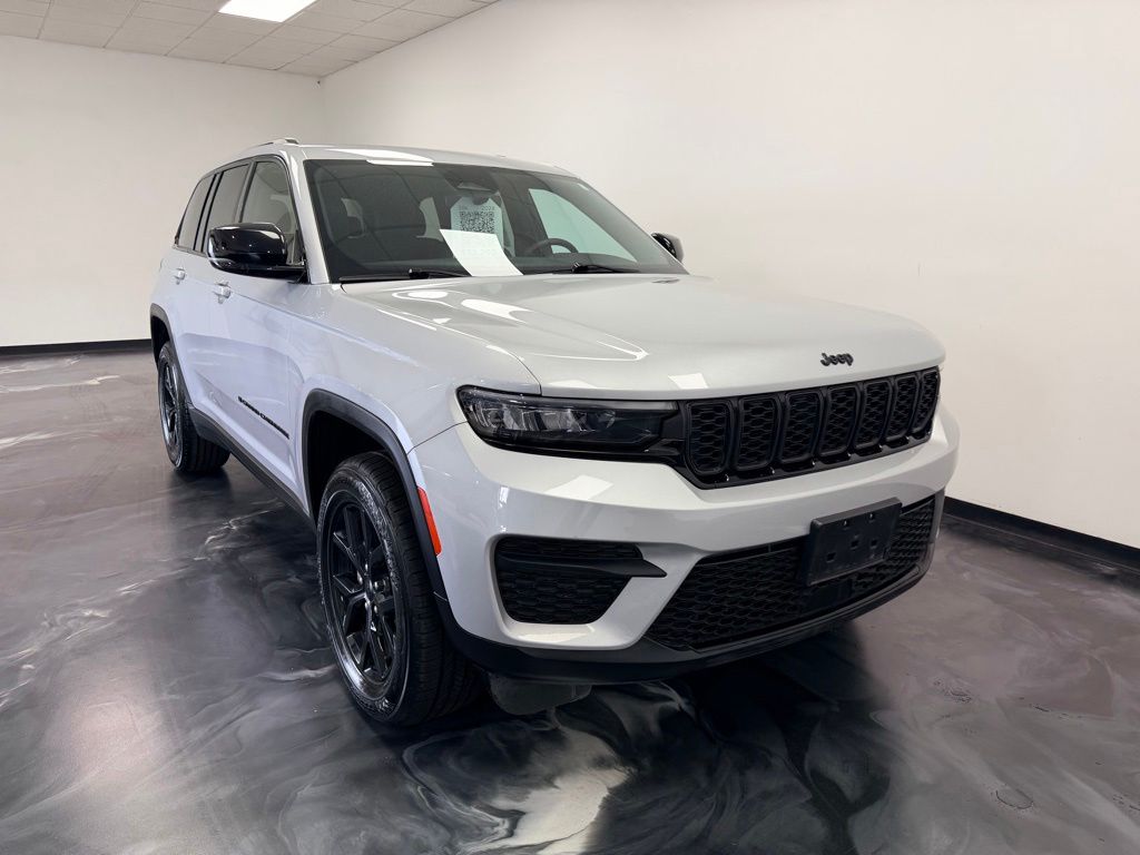 2024 Jeep Grand Cherokee Altitude - Photo 23