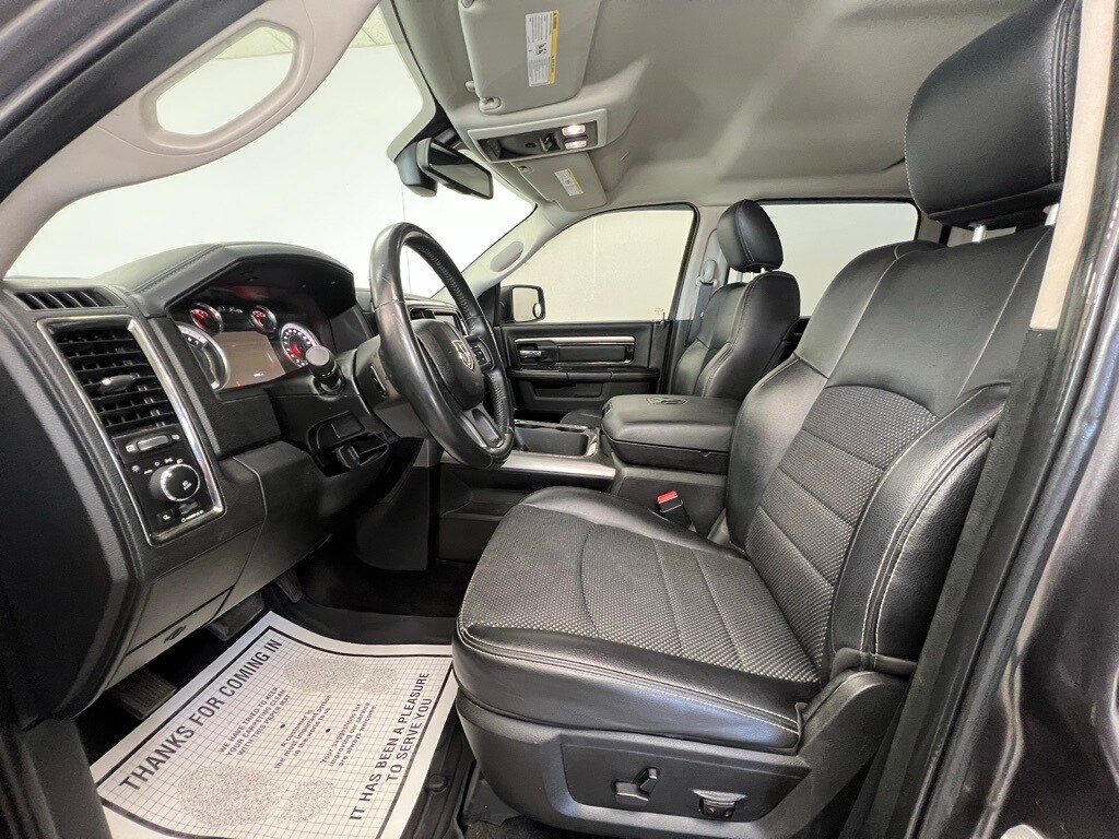 2017 Ram 1500 Sport photo 2